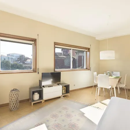 Bmyguest - Santa Catarina Light Appartement *