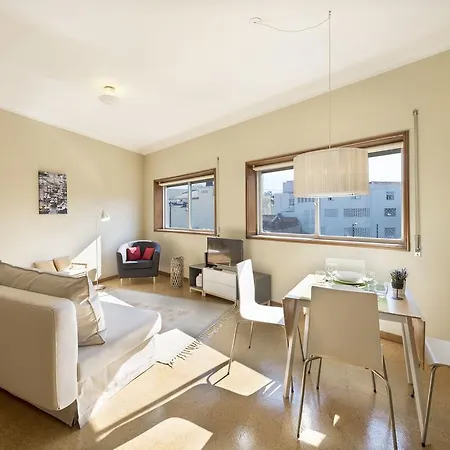 Bmyguest - Santa Catarina Light Apartment * Porto